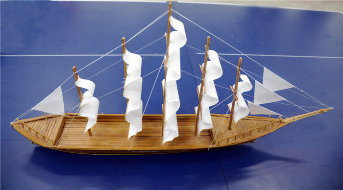 中医系16中医10班赵晓康《帆船